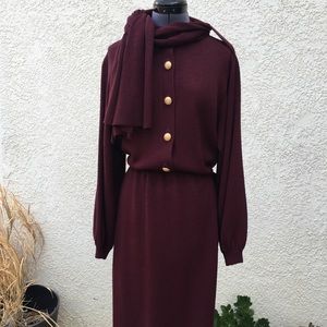 SOLD......Vintage St John burgundy red dress
